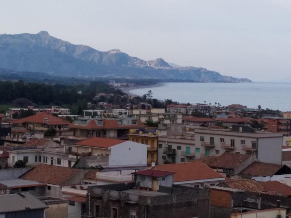 Apartamento Casa Donna Rosaria Tra Etna E Taormina Riposto Exterior foto