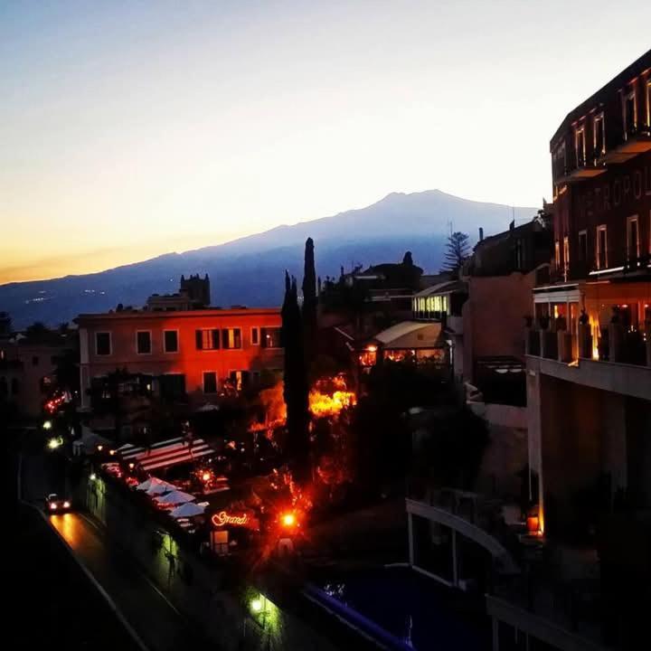 Apartamento Casa Donna Rosaria Tra Etna E Taormina Riposto Exterior foto
