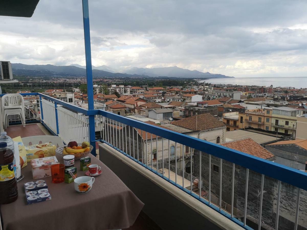 Apartamento Casa Donna Rosaria Tra Etna E Taormina Riposto Exterior foto
