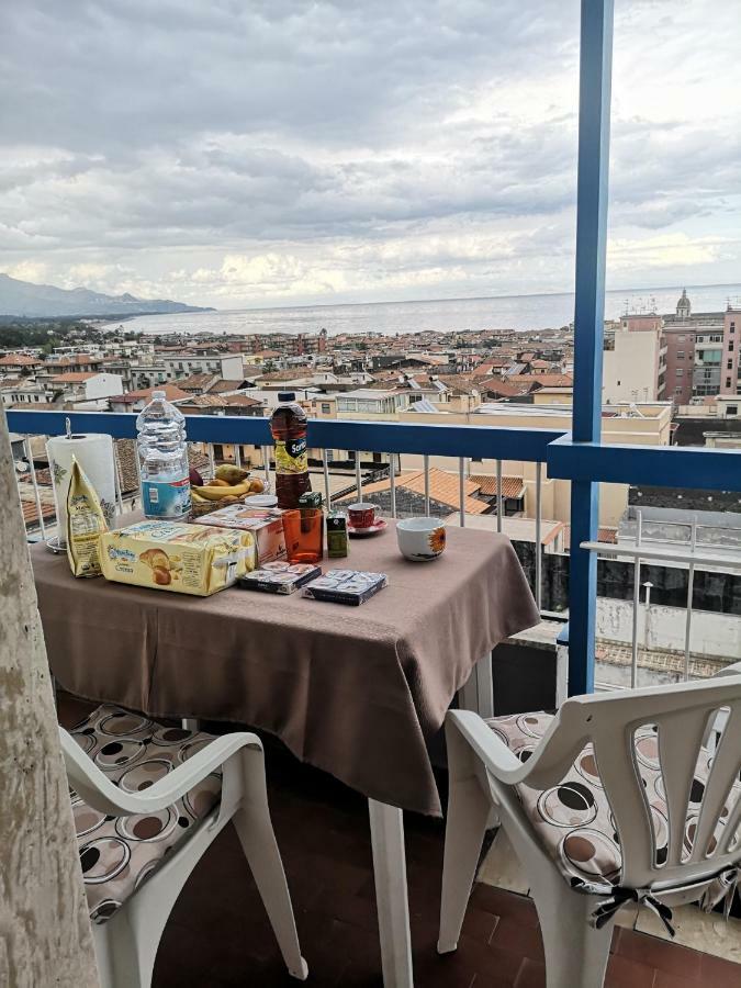 Apartamento Casa Donna Rosaria Tra Etna E Taormina Riposto Exterior foto